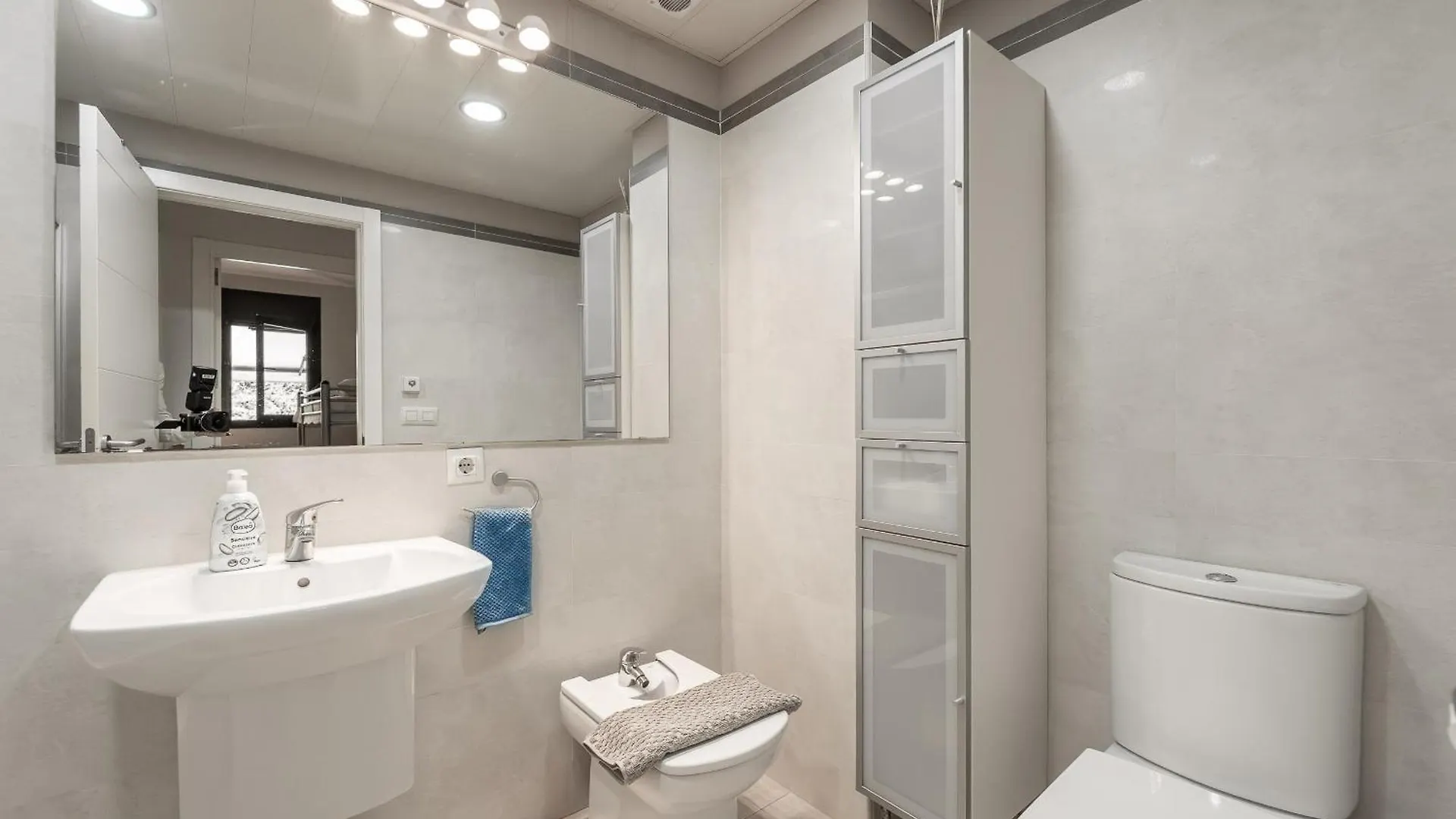 Apartment With Garden And Terrace 료렛 드 마르